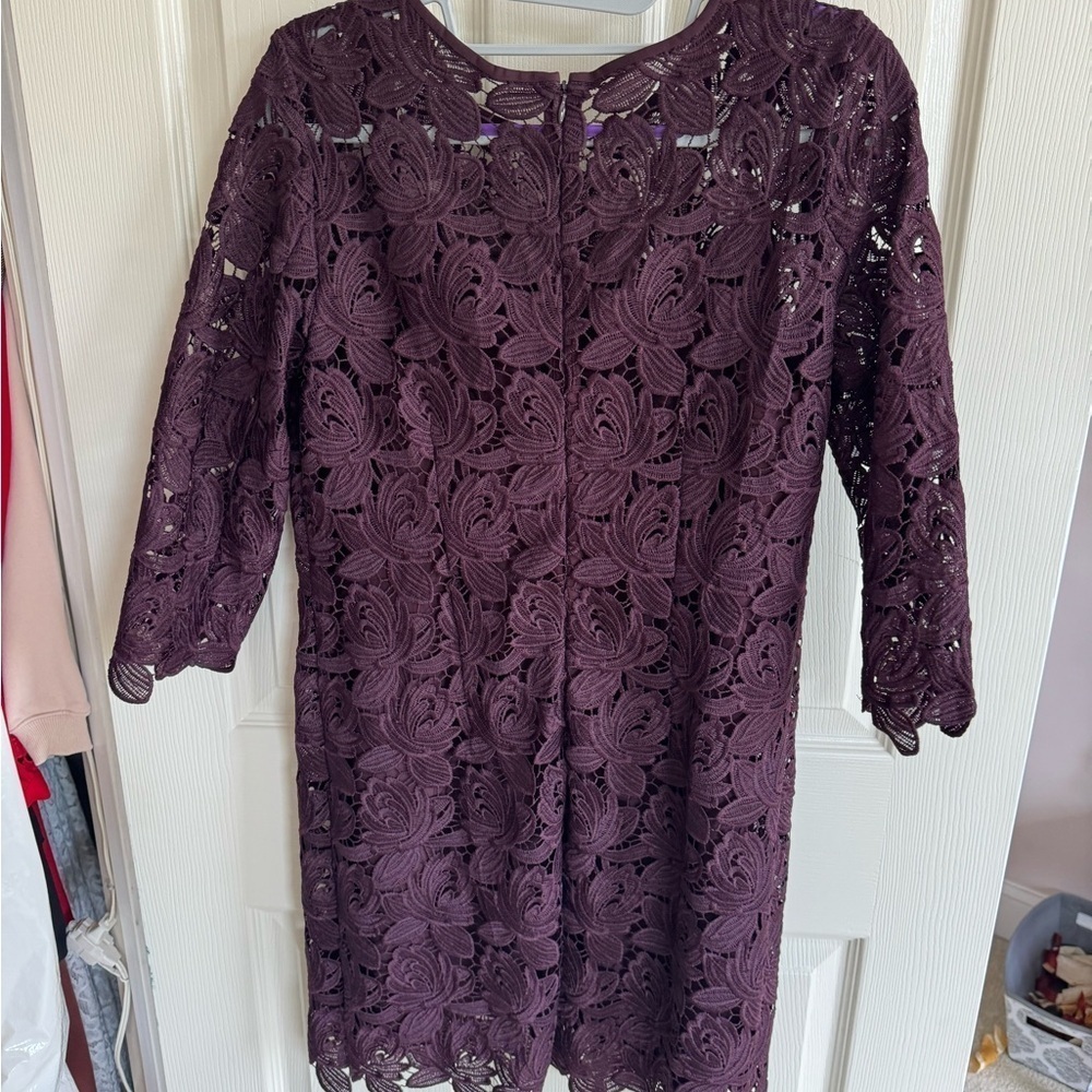 Three-quarter sleeve midi dress - Picture 4 of 7
